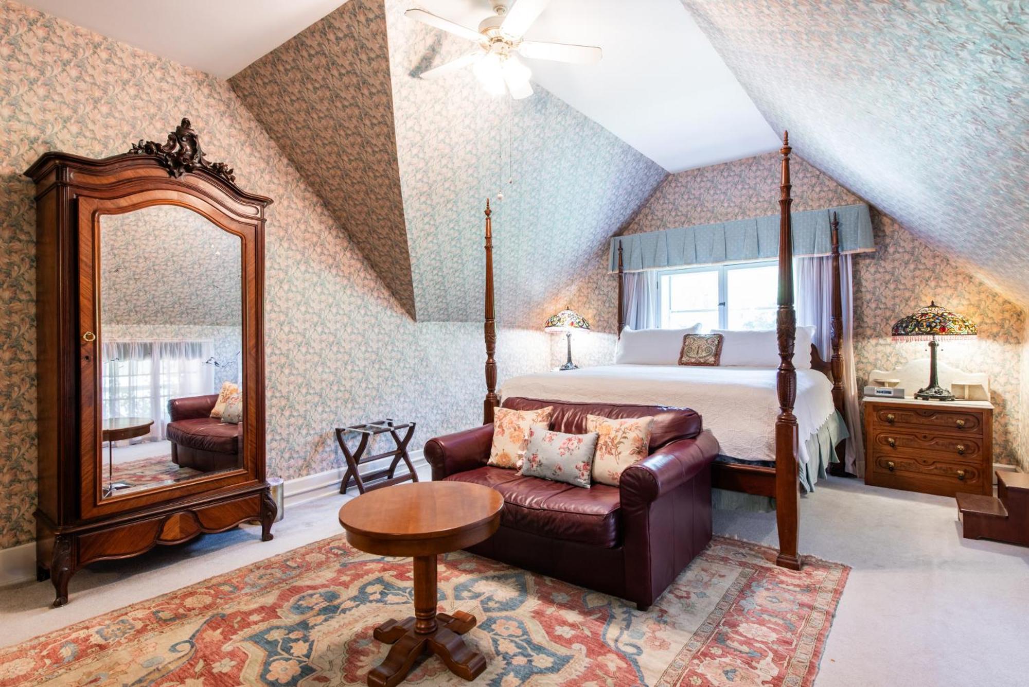 Central Park Bed & Breakfast Louisville Room photo