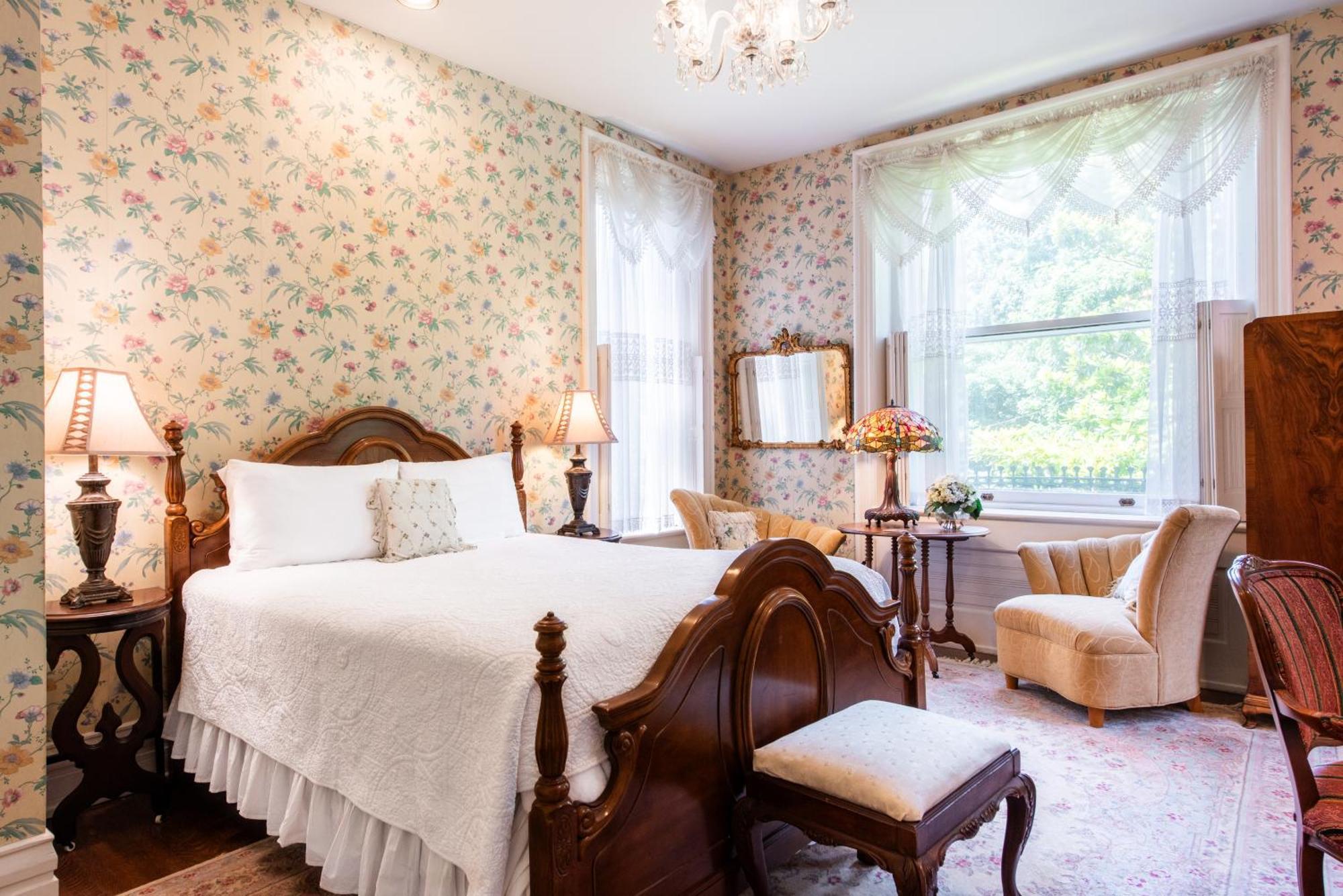 Central Park Bed & Breakfast Louisville Room photo